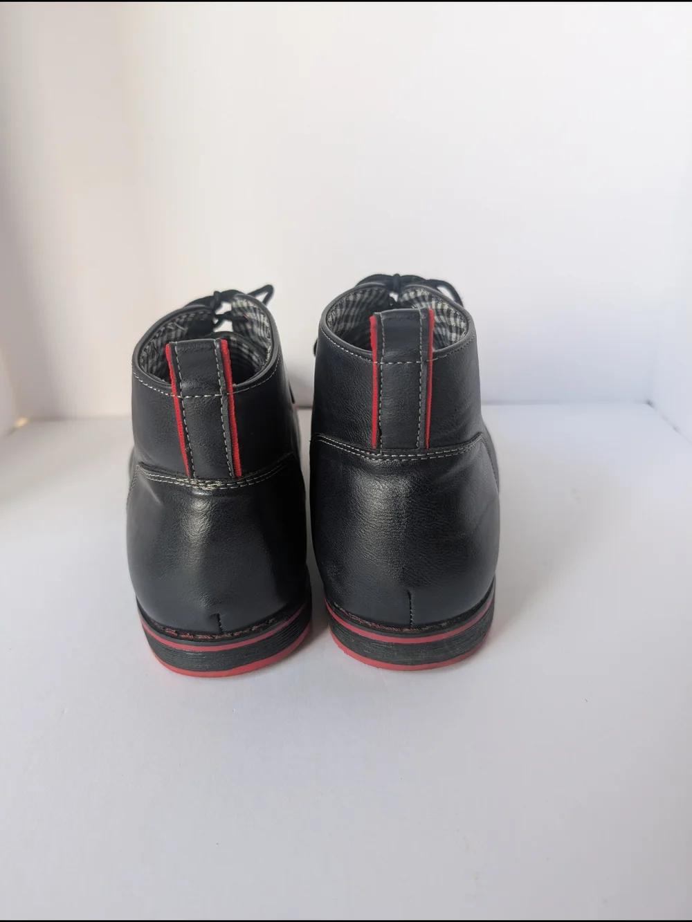 SOLO Mens Black Leather Chukka Boots Sz 10 Gingham Lined Red Stitching